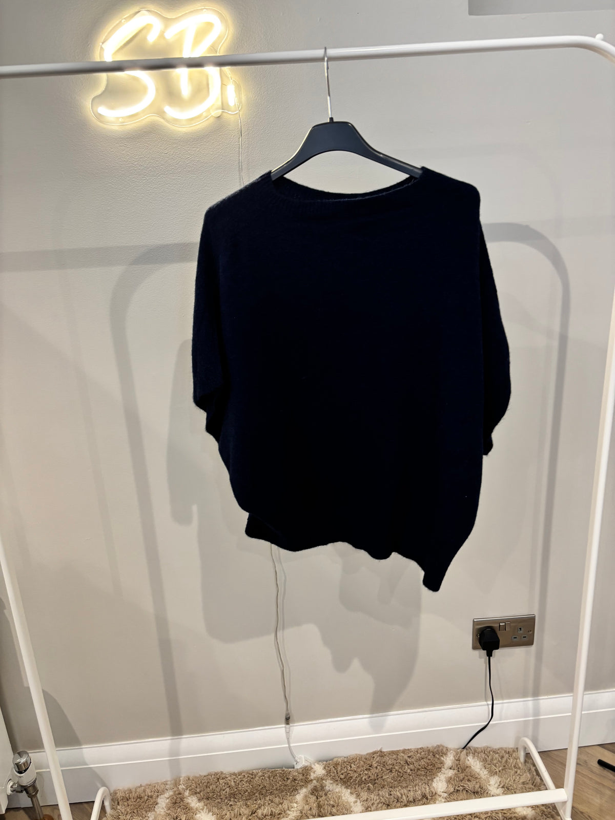 Short Sleeve Knit Jumper in Navy