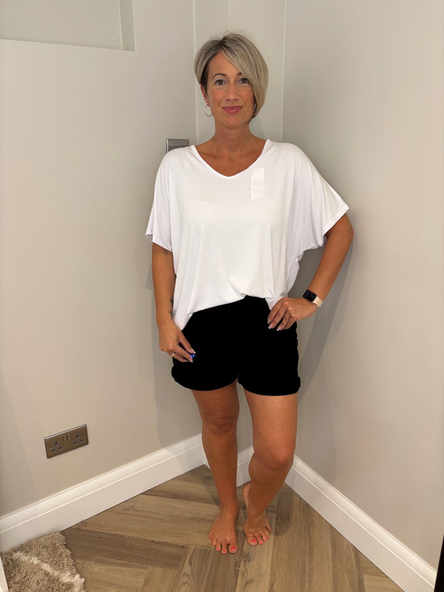 Basic Casual Tee in White
