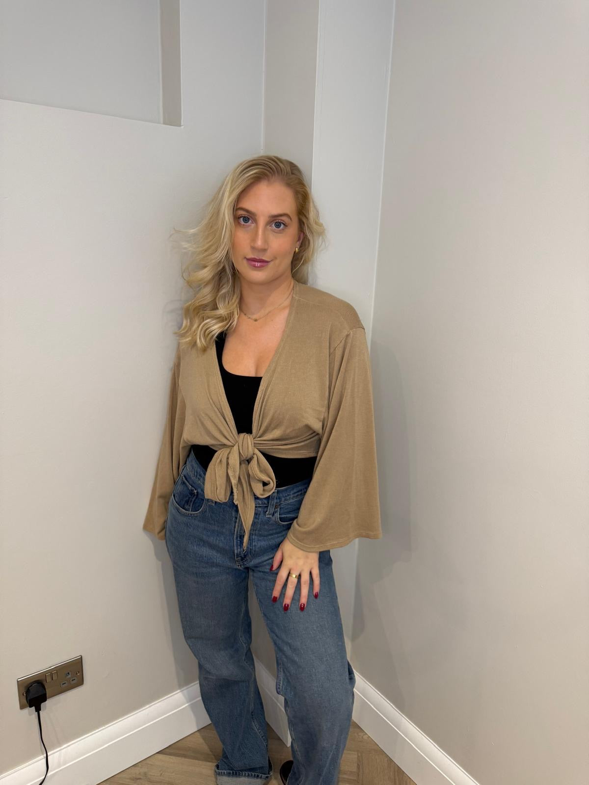 Tie Cardi in Beige