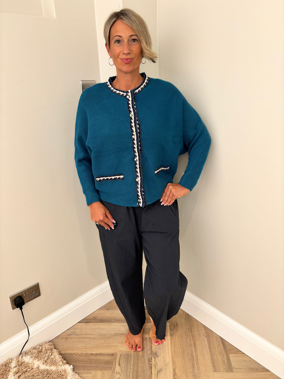 Embroidered Detail Knit Cardigan in Teal