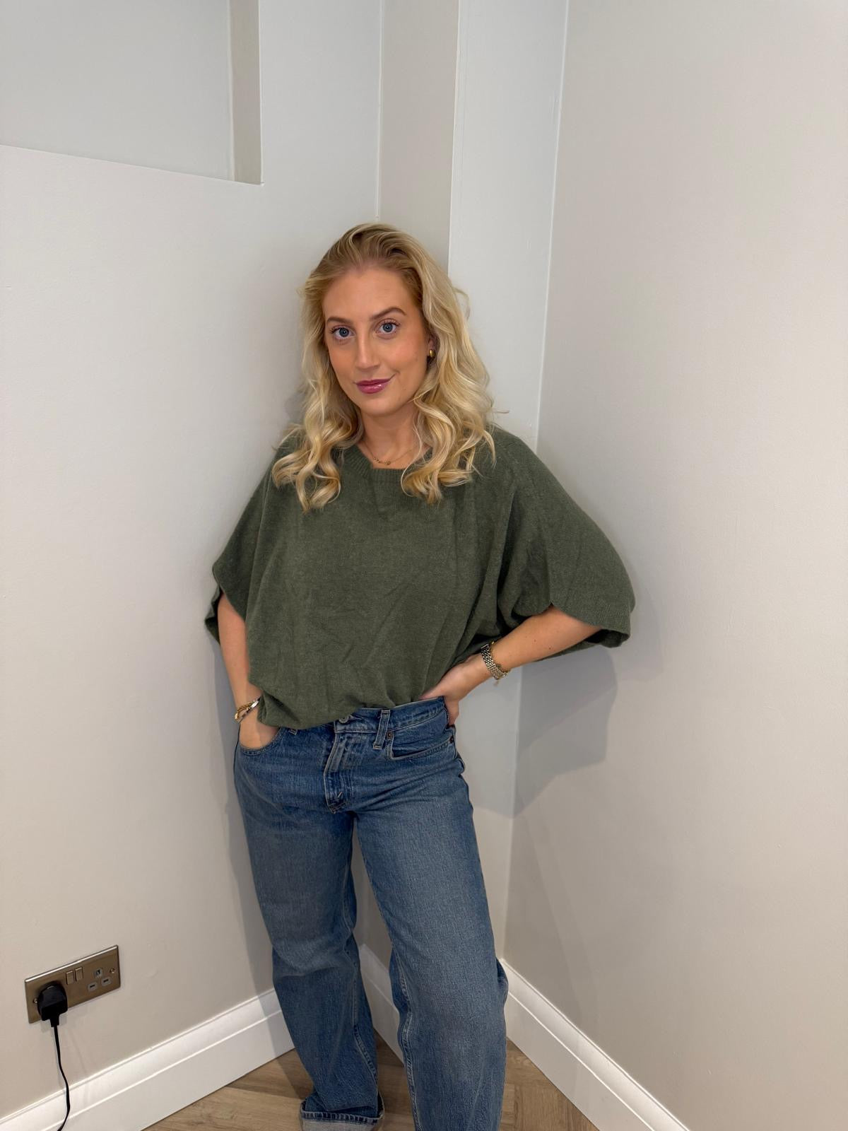 Short Sleeve Knit Jumper in Khaki
