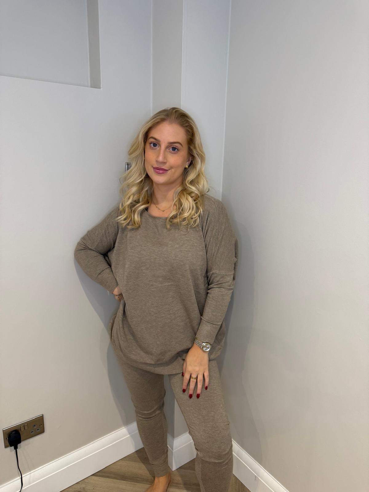 Longline Jumper & Legging Loungeset in Mocha