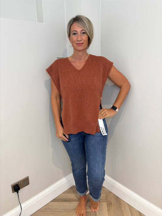 Button Detail Sleeveless Jumper in Rust