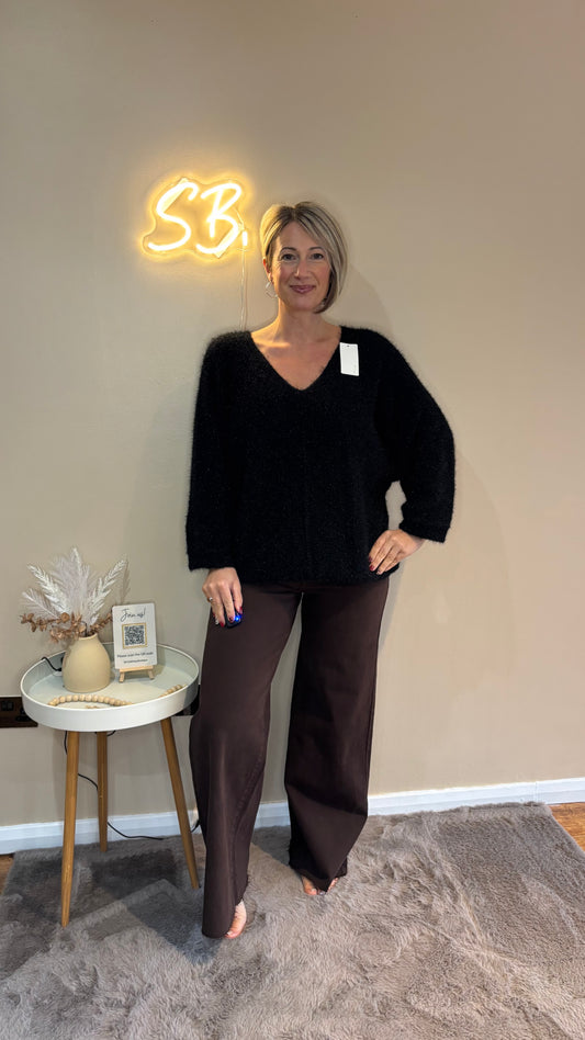 Soft Knit V Jumper in Black