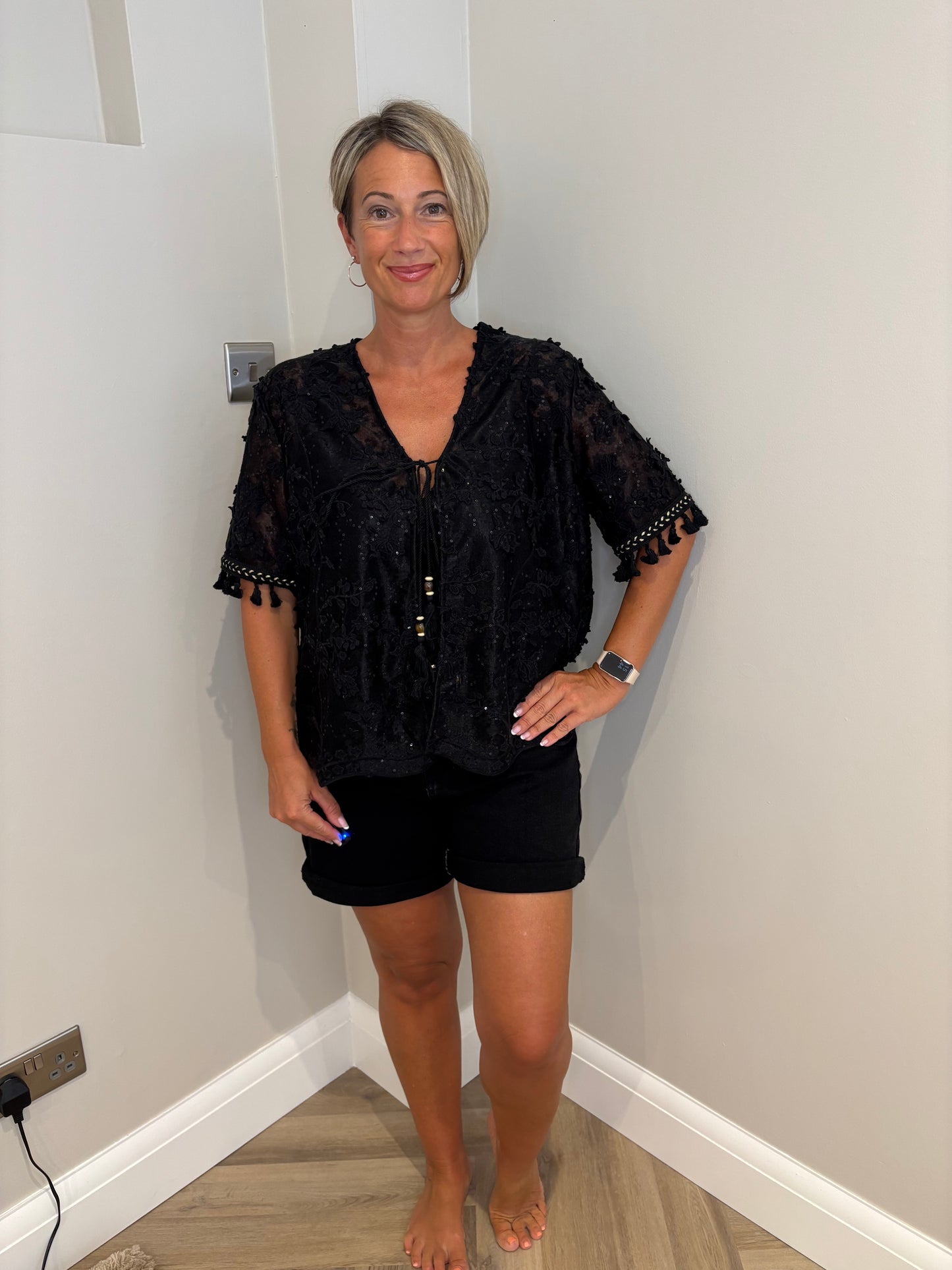 Lace Detail Cardi in Black