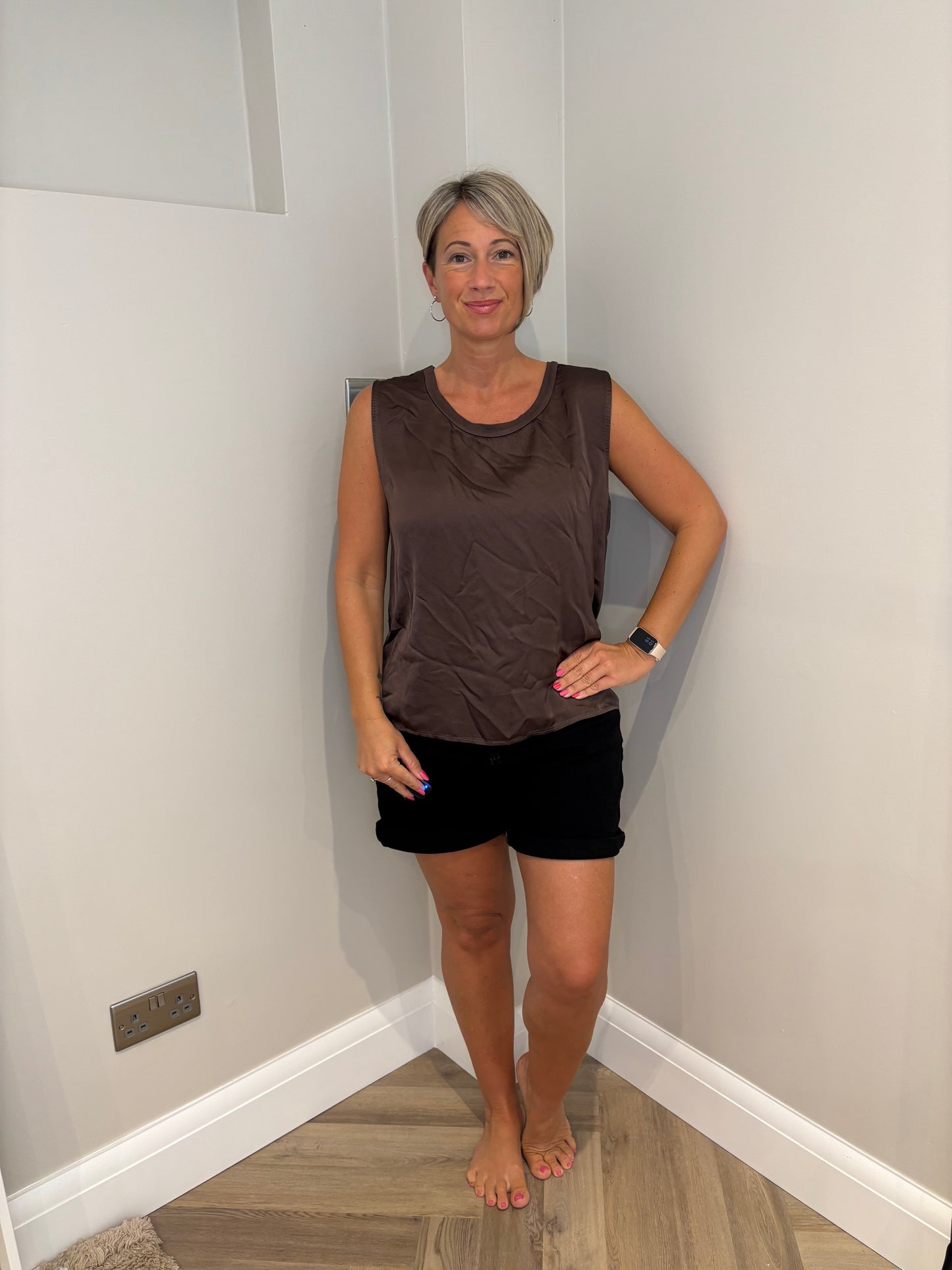 Basic Satin Vest in Brown
