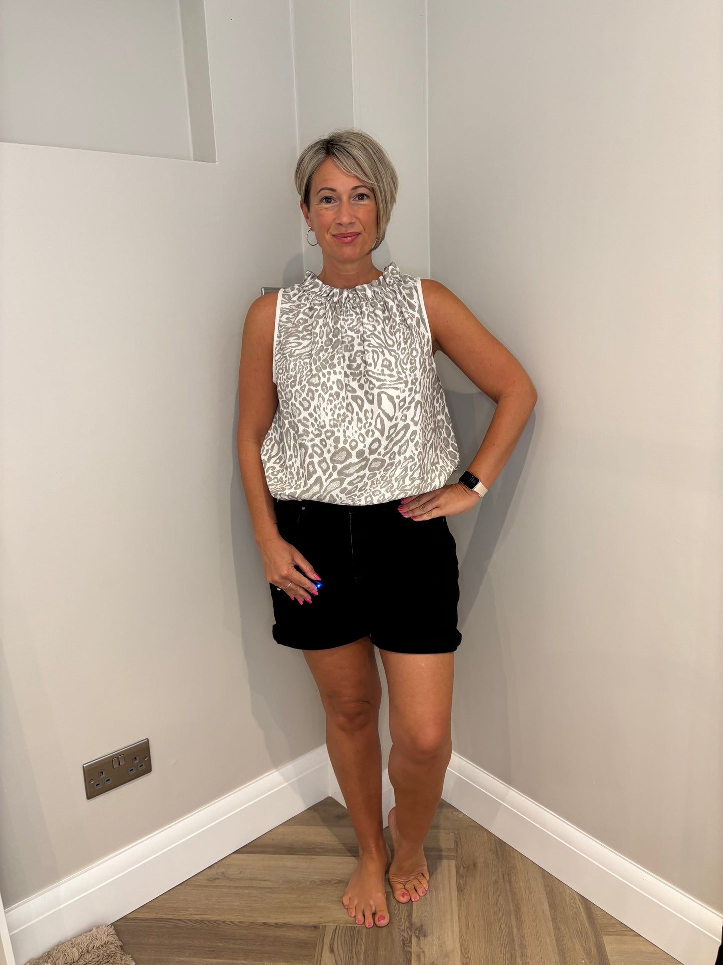 Leopard Smock Top in Mocha