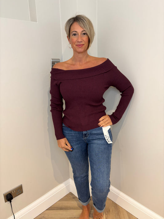 Bardot Ribbed Long Sleeve Top in Wine