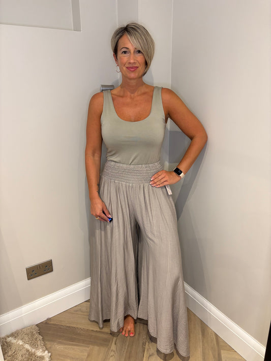 High Waist Flare Trousers in Mocha