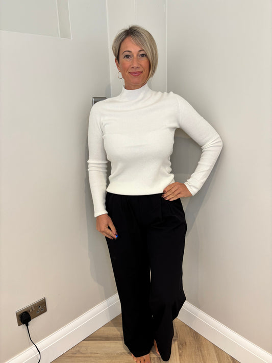 Banded Wide Leg Trousers in Black